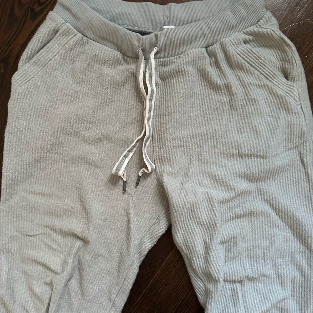 Aerie Sage Green Ribbed matching set - Picture 5 of 5